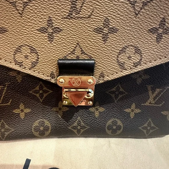 Louis Vuitton Two-Tone Monogram Crossbody Bag - Picture 2 of 9